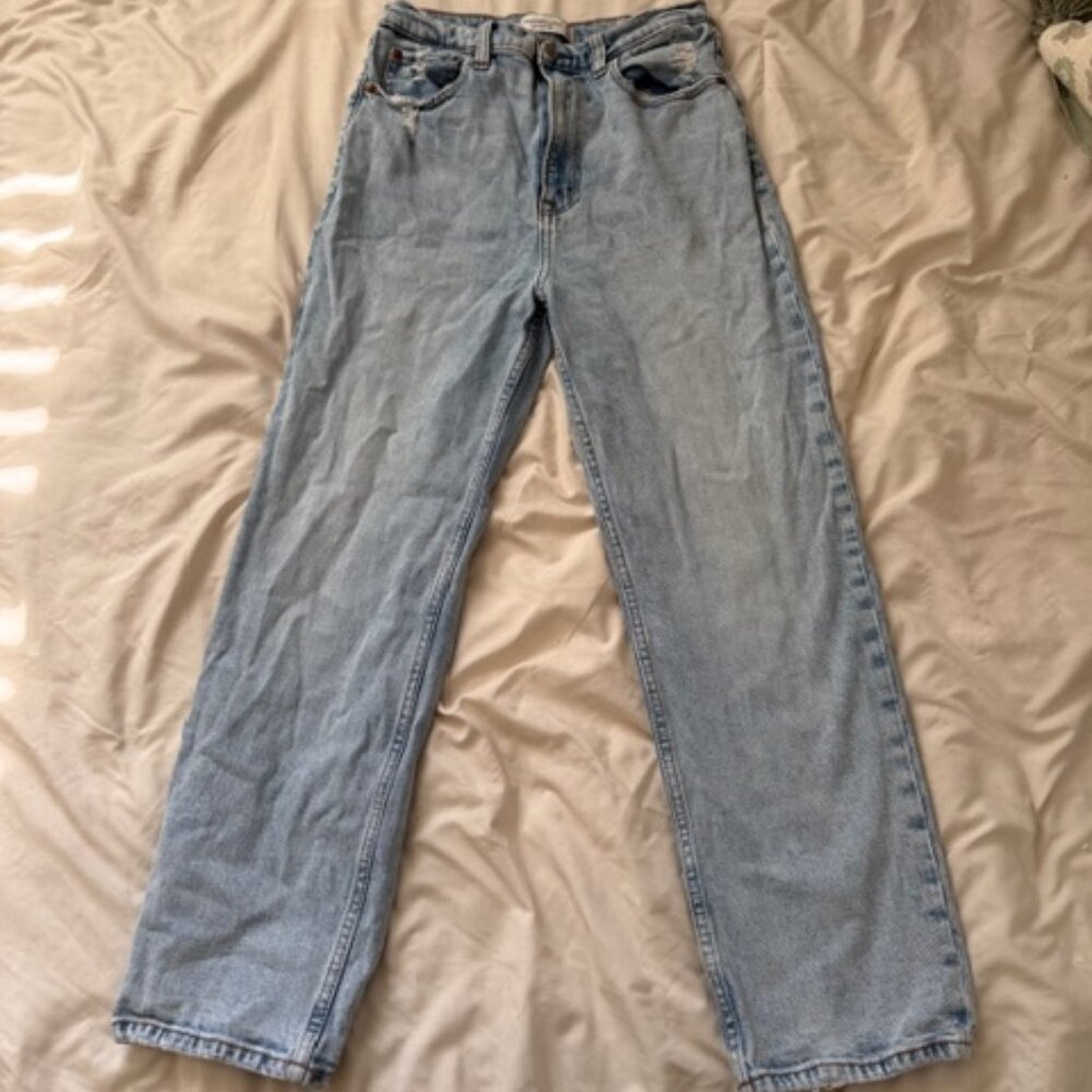 Abercrombie & Fitch The Ankle Straight Ultra High Rise Size 6 Light Wash